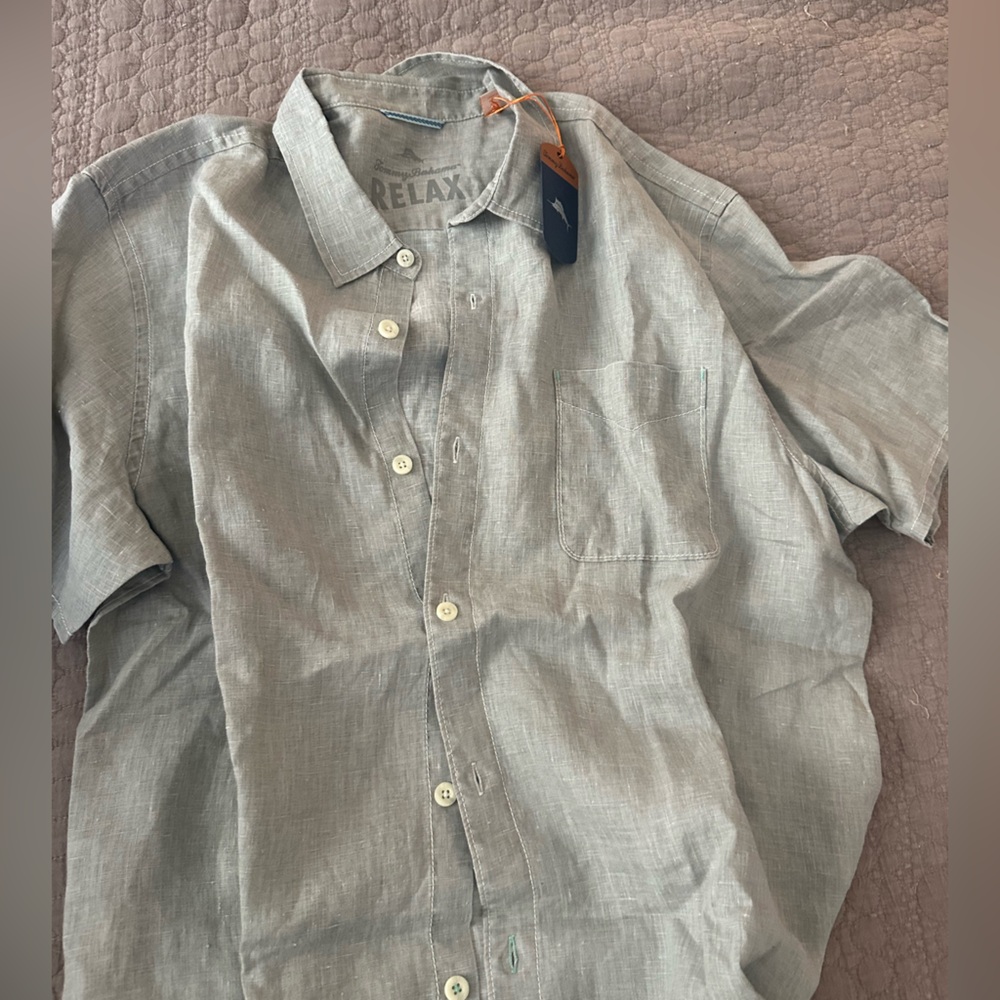 Men's Gray Short Sleeve Shirt